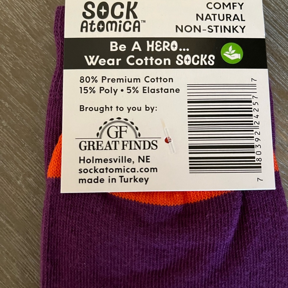 Woman’s socks. NWT. Colorful flower design. - Picture 3 of 3